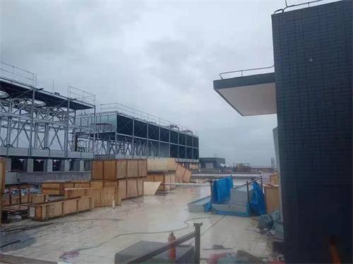 特菱冷卻塔為您講解玻璃鋼逆流式冷卻塔和橫流式冷卻塔小知識(開式玻璃